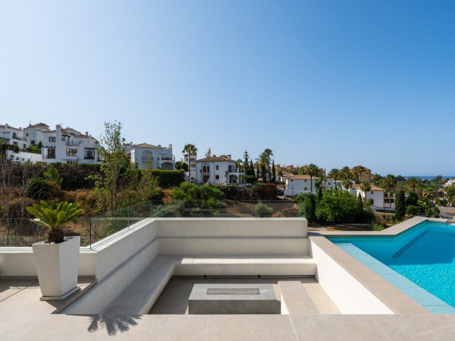 4 Sovrums Villa i Estepona