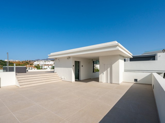 4 Sovrums Villa i Estepona