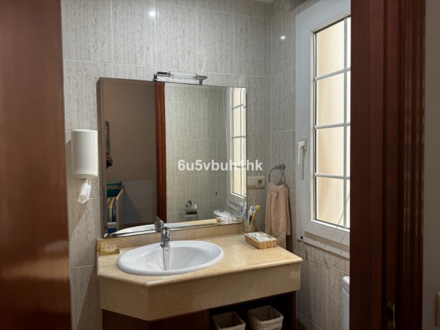 Apartamento con 3 Dormitorios  en Málaga