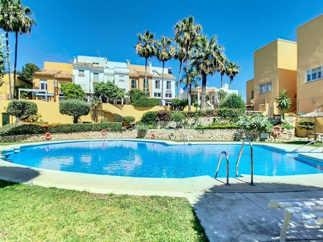 Villa, Arroyo de la Miel, R5103988