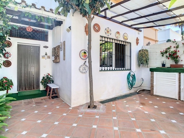 Villa, Arroyo de la Miel, R5103988