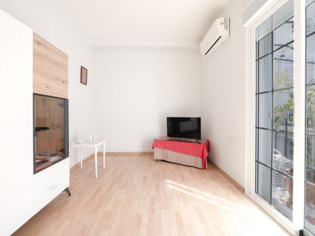 Apartamento con 3 Dormitorios  en Marbella