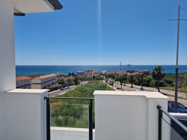 3 Soveroms Villa i Manilva