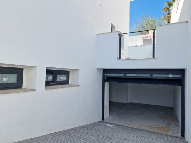 3 Soveroms Villa i Manilva