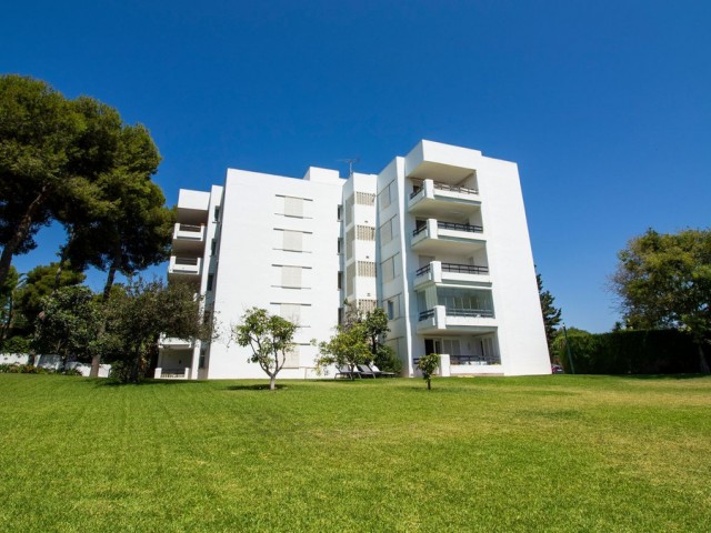 2 Makuuhuoneen Huoneisto Los Monteros