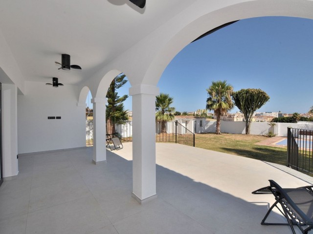 4 Soveroms Villa i El Coto
