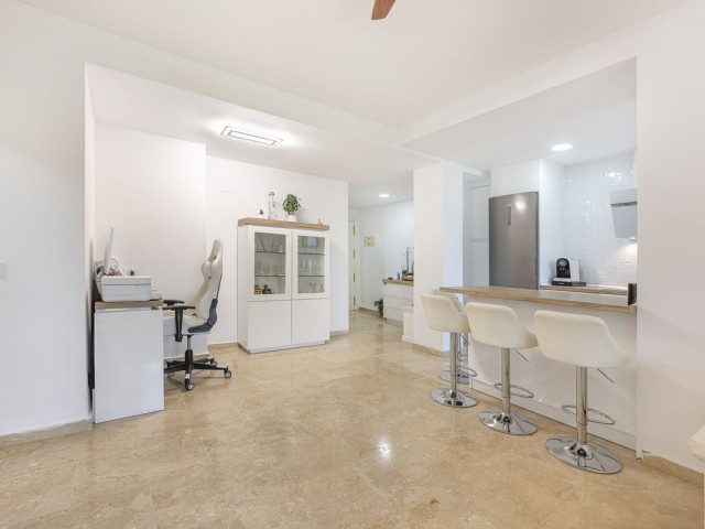 Apartment, The Golden Mile, R5078806