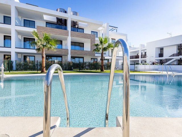 Apartamento con 3 Dormitorios  en Fuengirola