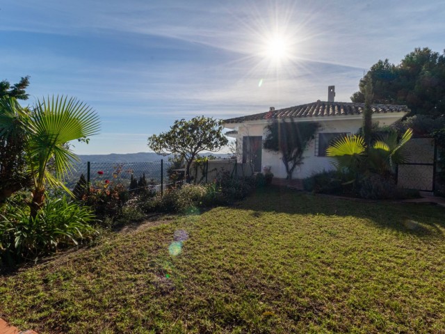 Villa con 4 Dormitorios  en Mijas