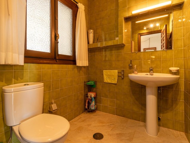 Villa con 4 Dormitorios  en Mijas