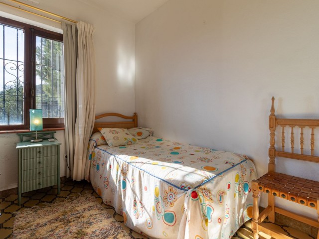 Villa con 4 Dormitorios  en Mijas