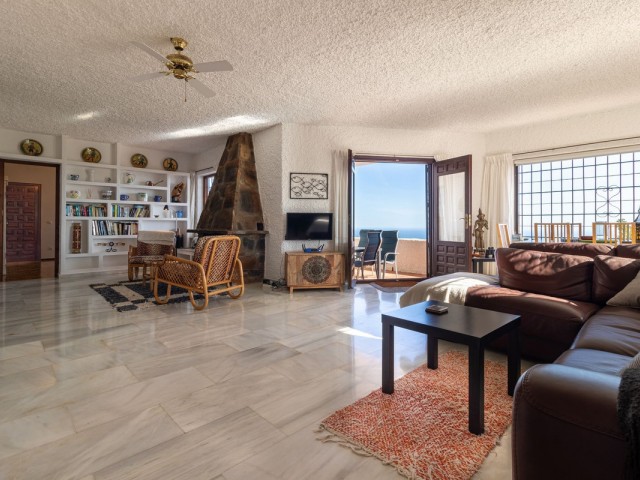 Villa avec 4 Chambres  à Mijas