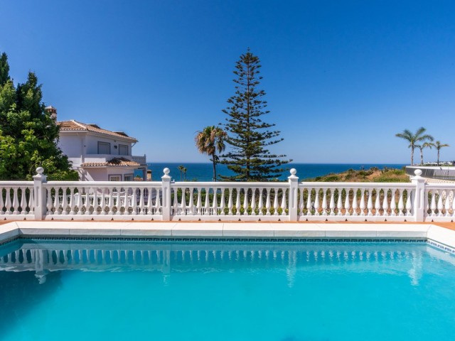 4 Soveroms Villa i Mijas Costa