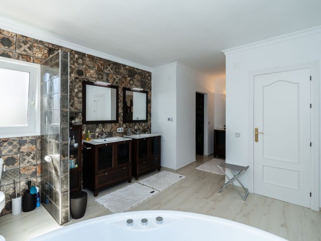 4 Soveroms Villa i Mijas Costa