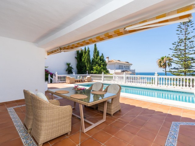 4 Soveroms Villa i Mijas Costa