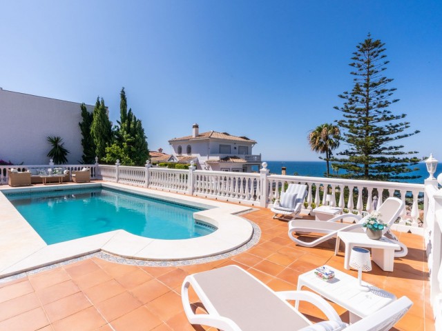 4 Soveroms Villa i Mijas Costa