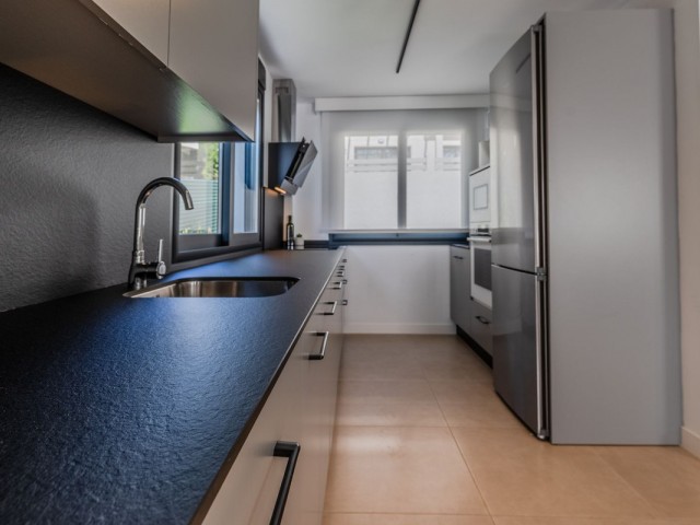 Maison mitoyenne avec 3 Chambres  à Estepona