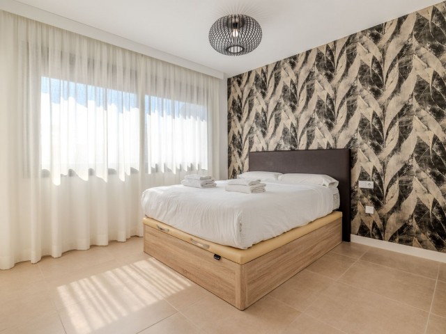 Maison mitoyenne avec 3 Chambres  à Estepona