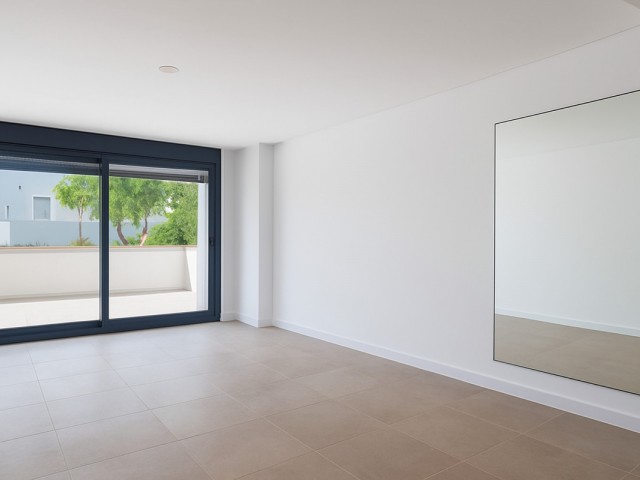 4 Bedrooms Apartment in Estepona