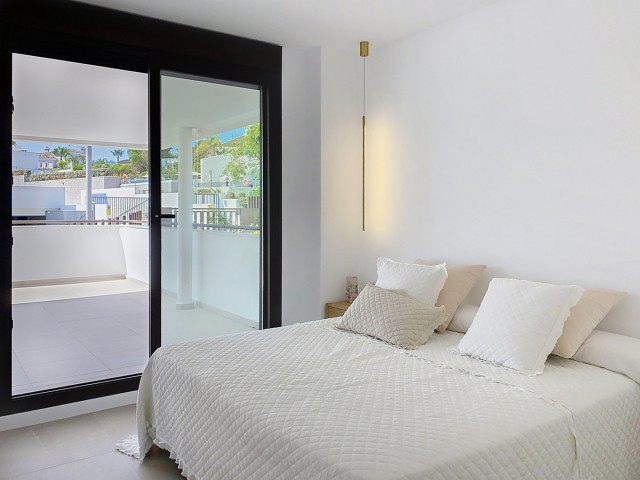 4 Bedrooms Apartment in Estepona