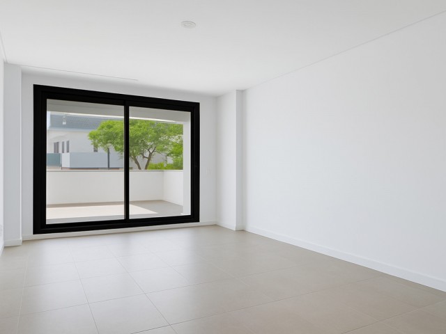 4 Bedrooms Apartment in Estepona