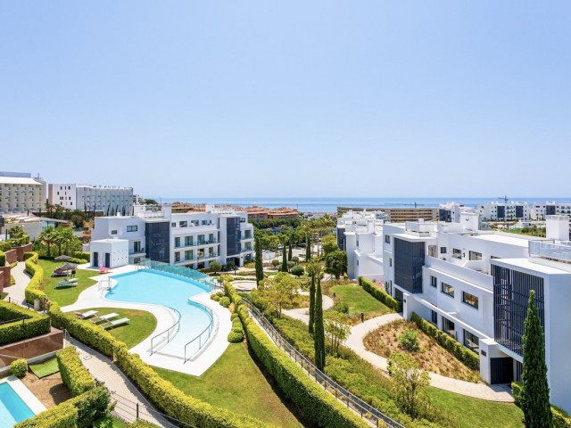 Apartamento con 4 Dormitorios  en Fuengirola