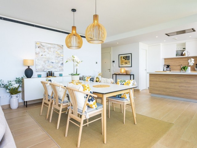 Apartamento con 4 Dormitorios  en Fuengirola
