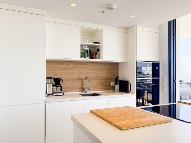 Apartamento con 4 Dormitorios  en Fuengirola