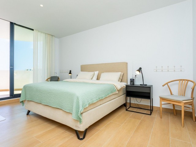 Apartamento con 4 Dormitorios  en Fuengirola