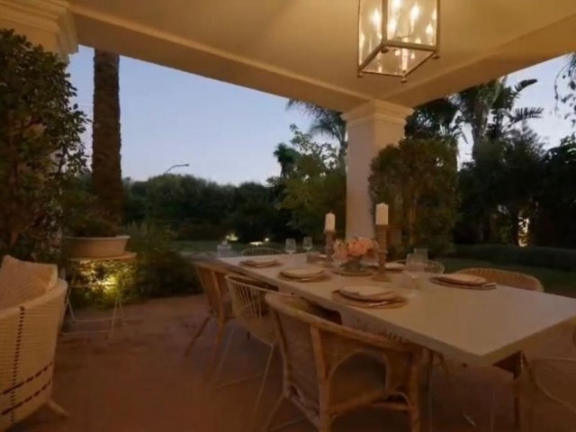 Villa, Guadalmina Baja, R5104192