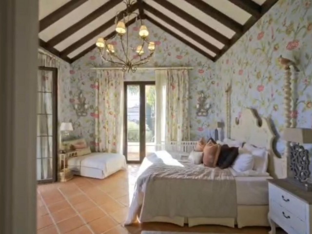 8 Schlafzimmer Villa in Guadalmina Baja
