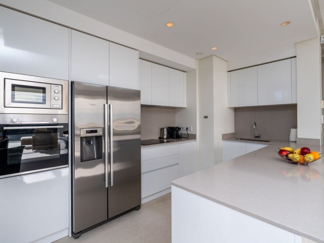 3 Bedrooms Apartment in Benahavís