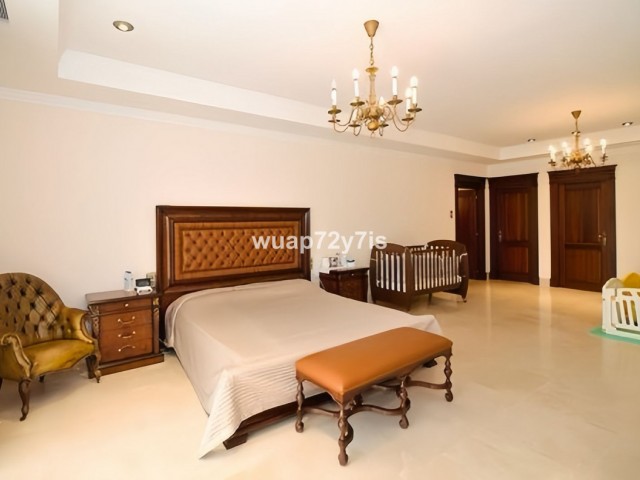 6 Soveroms Villa i Marbella