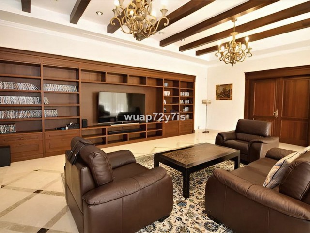 6 Soveroms Villa i Marbella
