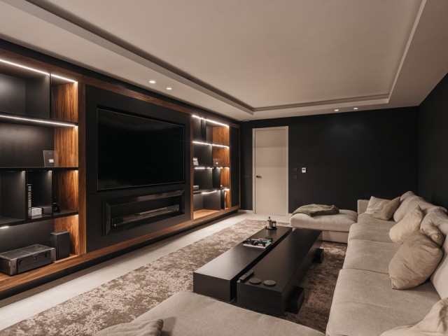 5 Sovrums Villa i Elviria