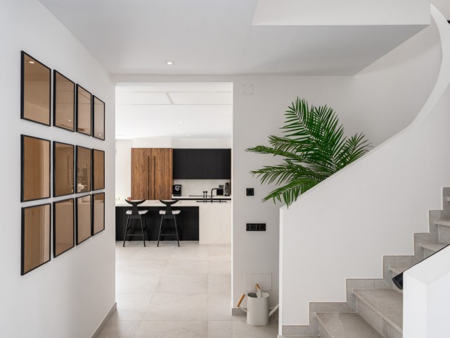 Villa avec 5 Chambres  à Elviria