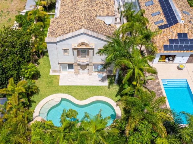 Villa con 4 Dormitorios  en Marbella