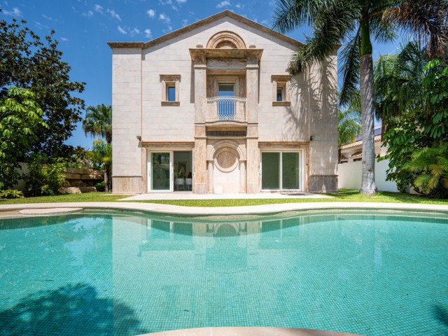 4 Soveroms Villa i Marbella