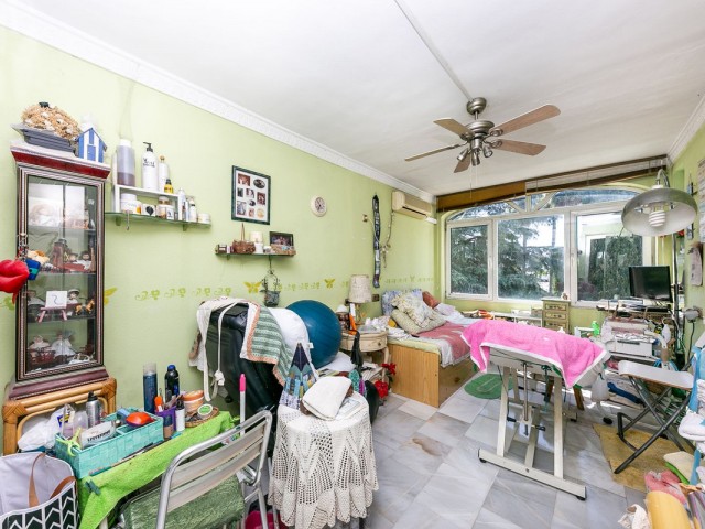 Maison mitoyenne avec 3 Chambres  à Mijas