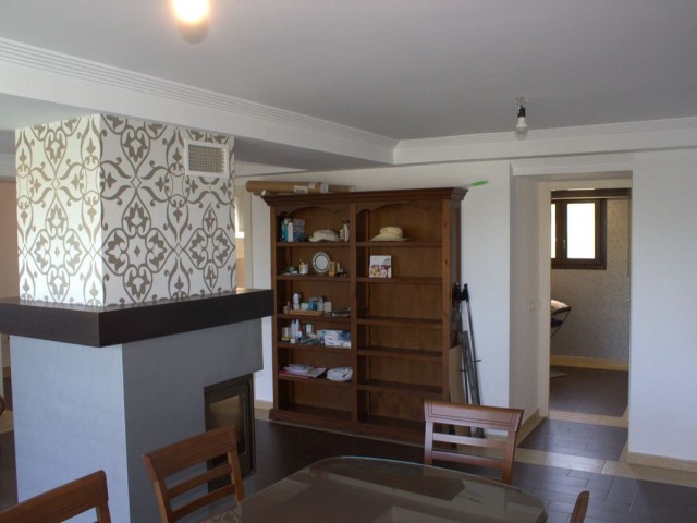 4 Schlafzimmer Apartment in Estepona