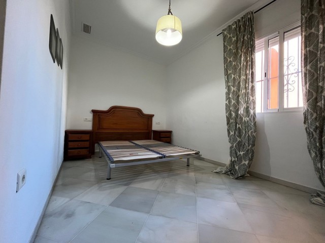 Apartamento con 2 Dormitorios  en Puerto Banús