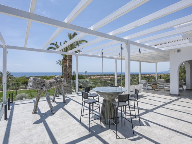 4 Sovrums Villa i Elviria