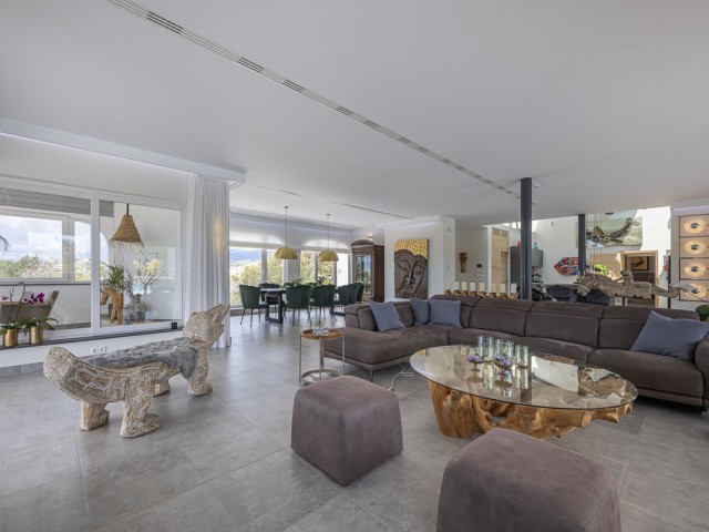 4 Sovrums Villa i Elviria