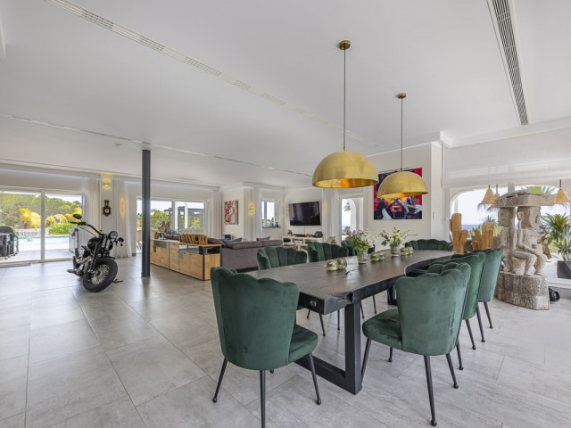 4 Sovrums Villa i Elviria