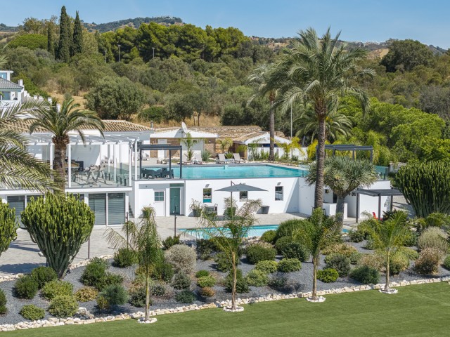 7 Schlafzimmer Villa in Elviria