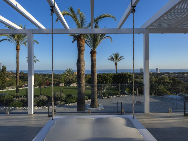 Villa avec 7 Chambres  à Elviria