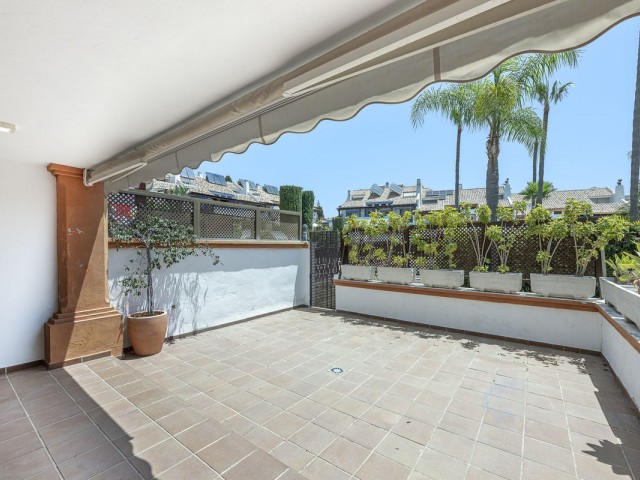 4 Bedrooms Townhouse in Marbella