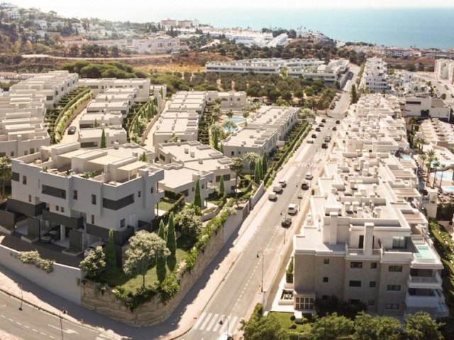 Adosado con 3 Dormitorios  en La Cala de Mijas