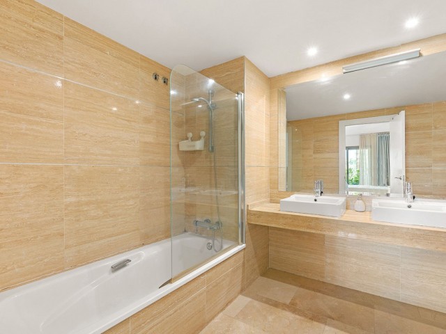 3 Soveroms Leilighet i El Paraiso