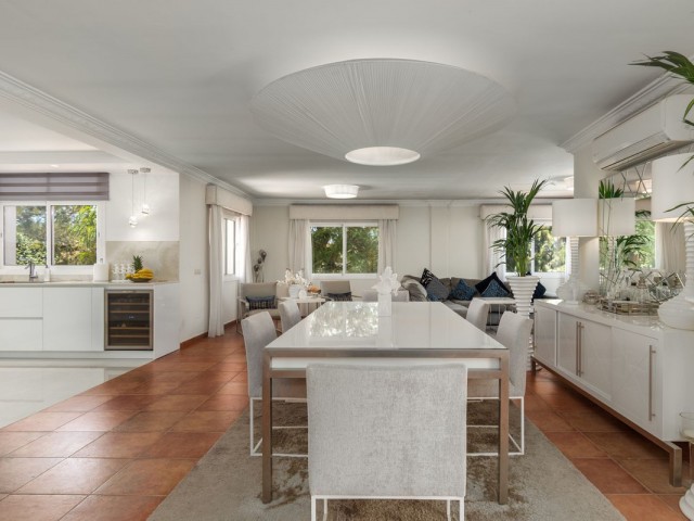 Villa con 4 Dormitorios  en La Cala de Mijas